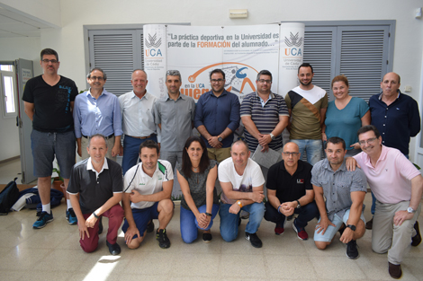 Técnicos de la Universidade do Algarve forman al personal del Área de Deportes sobre la gestión deportiva universitaria en Portugal