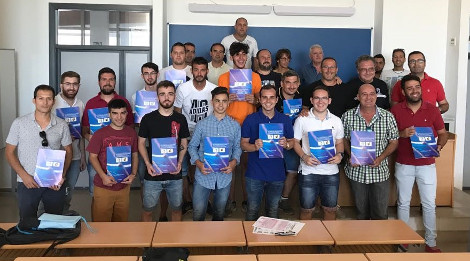 El Aula de Fútbol UCA en la Clausura del Curso de Monitor de Fútbol en Jerez