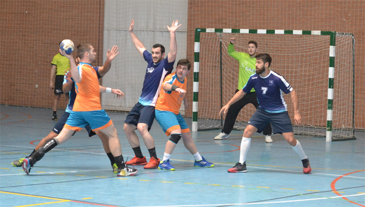 La selección de Balonmano masculina de la UCA participó en los Campeonatos de Andalucía Universitarios