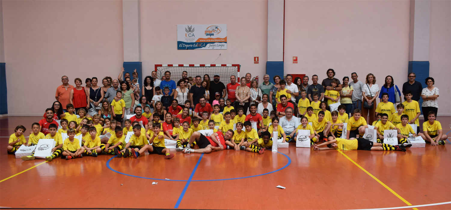 Clausura del VII UCAmpus de Fútbol Universidad de Cádiz en el Complejo Deportivo UCA de Puerto Real