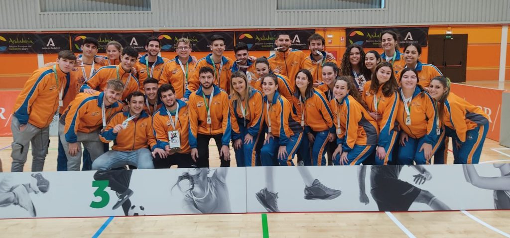La Universidad de Cádiz logra el bronce en el CAU de voleibol tanto en mujeres como hombres