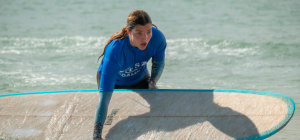 La alumna UCA Lara Sastre Caride, campeona de España de longboard