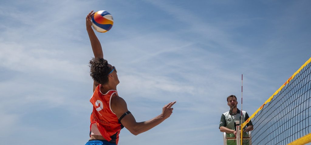 La UCA sitúa la Playa de la Victoria como referencia del vóley playa universitario nacional