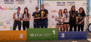 La disputa del vóley playa en la playa de la Victoria marca el cierre de los Campeonatos de Españ...